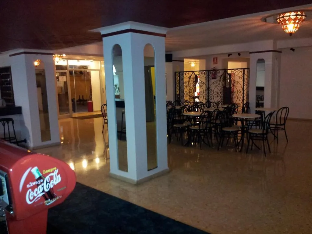 Aparthotel Hotel Castella Lloret de Mar