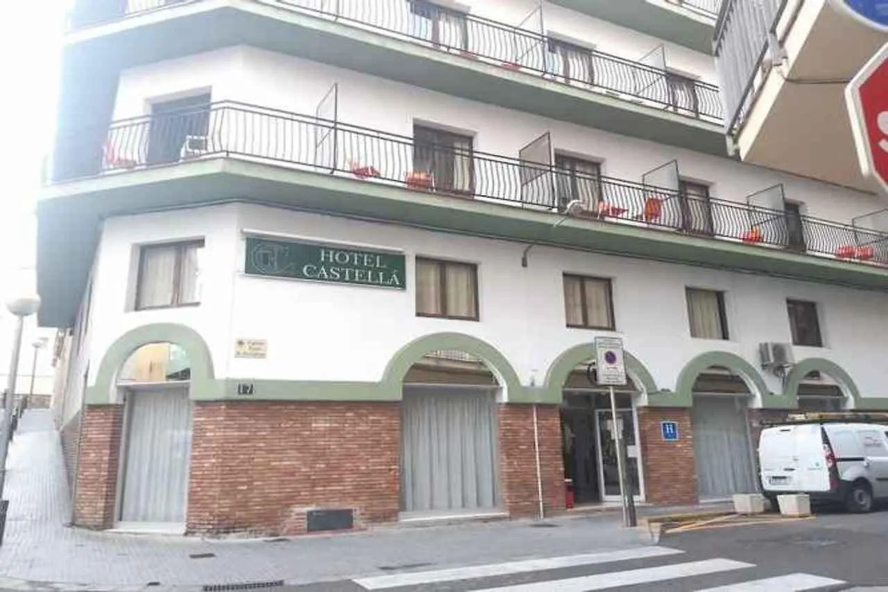 Aparthotel Hotel Castella Lloret de Mar Spagna
